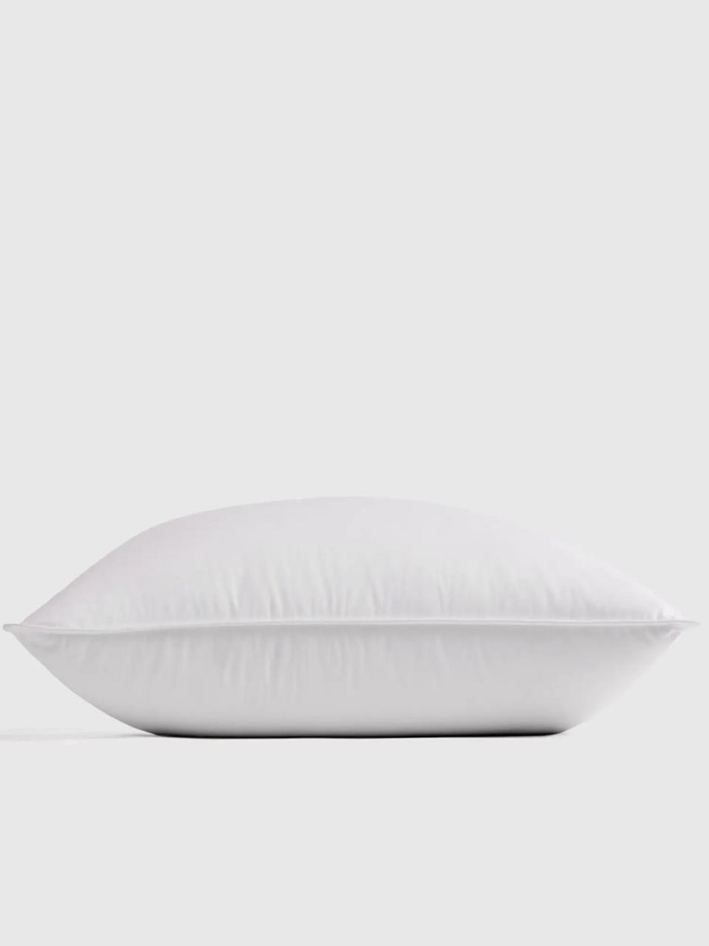 Quince Medium/Firm Standard Premium Down Alternative Pillow - NEW